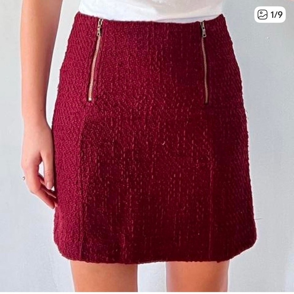 Ann Taylor LOFT Burgundy Maroon Skirt Size 2 Lined Zippers Front - Picture 1 of 13
